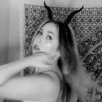 Free access to @honeyxpeach Leaked OnlyFans 

 profile picture