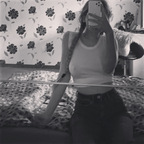 Onlyfans leaks ih4teelle 

 profile picture