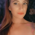 Profile picture of juliannjames23