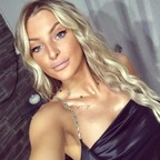 karinared (karina) free OnlyFans Leaked Pictures and Videos 

 profile picture