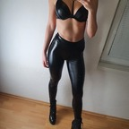 Download karolinaxx018 OnlyFans leaks for free 

 profile picture