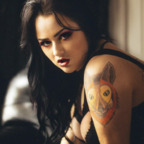 Kmomms (@kmomms) Leak OnlyFans 

 profile picture