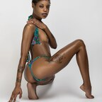 laced_luv OnlyFans Leaked Photos and Videos 

 profile picture