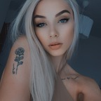 Tina 🥰 (@laurentiyna) Leaked OnlyFans 

 profile picture