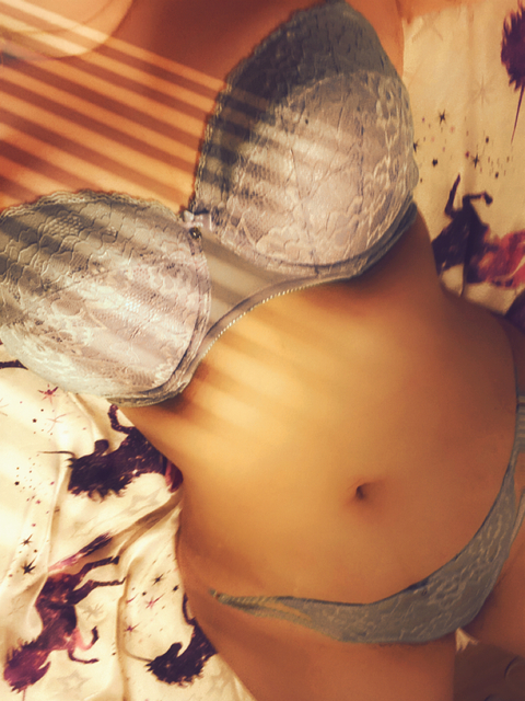 Header of lola012