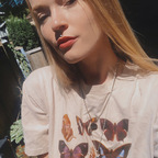 Lunawolfe2 lunawolfe2 Leaks OnlyFans 

 profile picture