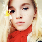 petiteelise_xcx (PetiteElise) OF Leaked Content [FREE] profile picture
