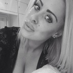 Stephanie (@sassygirlnextdoor28) Leak OnlyFans 

 profile picture