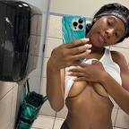 Shenellica @shenellicahernandez Leaks OnlyFans 

 profile picture