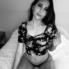 Samantha 🥰 @slamanther Leak OnlyFans 

 profile picture