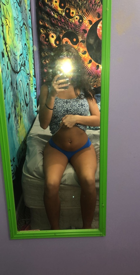 Header of taybabyy2
