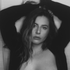 Valerie 🌹 (@valerie_roberts) Leaked OnlyFans 

 profile picture