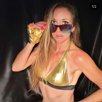 Vanta Blakked (vantablakked_official) Leak OnlyFans 

 profile picture